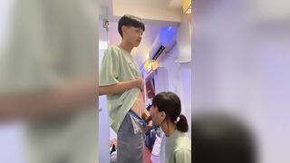 nhờ chị họ bú cu