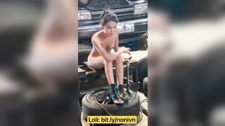 Gara ô tô bất ổn: Xem thêm trong phần mô tả
