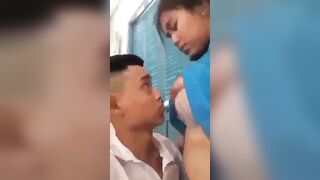 2 vợ chồng chơi nhau ở cty
