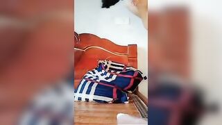 Bé Mèo show hàng