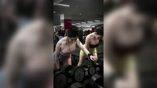 em học sinh tập gym mặt xinh dâm đãng show hàng thủ dâm cùng body mới lớn cực nuột