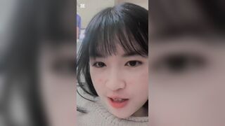Đăng những clip nhảm nhí không biết có ai xem không