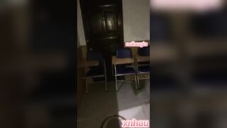 Con bạn thân là bồn chứa tinh không bao giờ chán