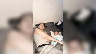 cô vợ vừa khéo chiều ck vừa khéo nuôi con