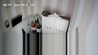 Vợ Ngoại Tình Với Ông Già Đáng Tuổi Bố Mình Bị Phát Hiện 2