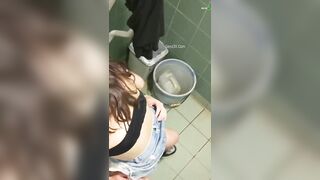 Học Sinh Địt Nhau Trong Nhà Vệ Sinh Bị Bắt Quả Tang 3