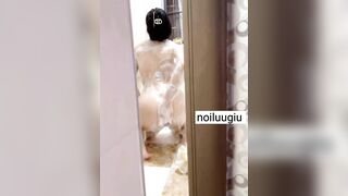 có nên chạy vào đút gậy 15cm vào luôn k ae