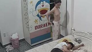 Camera Quay Lén Gái Mới Lớn Thay Đồ Vú Siêu Ngonn