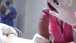 Đi hiến tinh trùng kiểu này ai chả thích