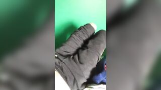 Em sinh viên mới ngủ dậy đã quay video móc lồn