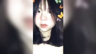 Ngồi trong lớp mà thằng bạn cũng không tha nữa🤩🥰😚