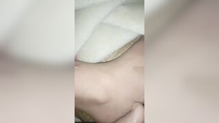 Review e 1con