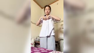BÉ học sinh love 10 vừa đi học về đã quay clip thủ dâm gửi bạn trai