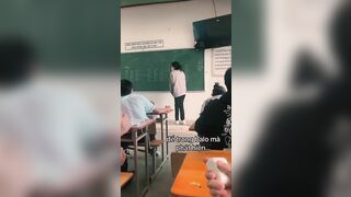 Nhiều video học sinh non tơ ae cùng xem kênh em