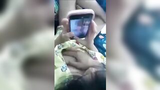 Cho em mượn điện thoại là em cho anh địt nha