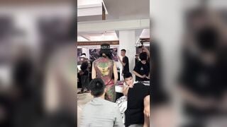 Tổng Hợp Clip Sex Nỗi Khổ Của Thợ Xăm Với Kháchh Nữ