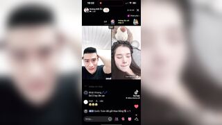 Trả kèo nè anh em móc trên live của thư xinh