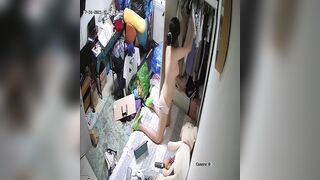 Hackcam em gái mới lớn ở nhà một mình