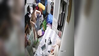 Hackcam em gái mới lớn ở nhà một mình
