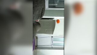 Em sinh viên năm nhất đi tắm bị quay lén