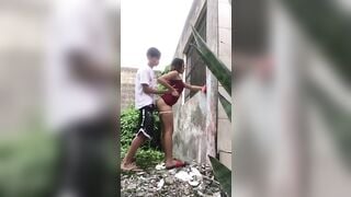 Full clip tòm tem với chị hàng xóm phía sau nhà và bị phát hiện