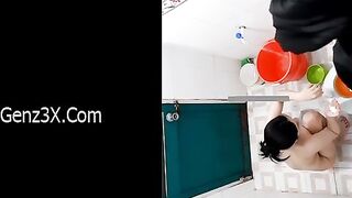 Quay Lén Các Em Gái Trong Phòng Tắm Cực Cuốnn