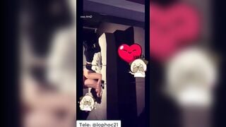 Lộ clip sex gái xinh khẩu dâm với anh khác cu dài