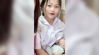 Em ấy lấy ck sớm quâ