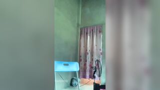 đang móc rên ư ử mà thg em vào tưởng bị lộ