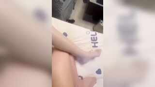 đừng đụ t nữa, t đang giúp m hết nứng mà m bị chút thuốc r