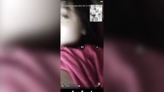 đang call sex cho anh xem thì mẹ vào bảo m đang lm cái gì đấy