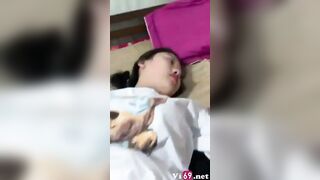 Anh mới quay phim đã làm gì đâu mà em dỗi 2