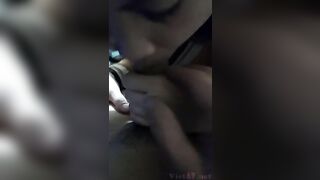 Vợ bạn mê mẩn với chim gắn bi