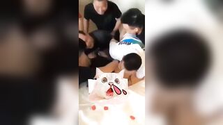 Đám cưới china, Cưới xong cho họ hàng địt tập thể Đang hot