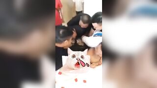Đám cưới china, Cưới xong cho họ hàng địt tập thể Đang hot