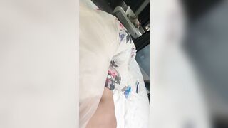 Đang bú cu mà bị chồng đến đánh đập vì ngoại tình