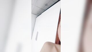 Hot tiktoker trả kèo show hàng thủ dâm, id là embetiowi79 nhae