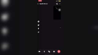 Chát Sex với Bé Học Sinh 2ka9 xong call video thủ dâm