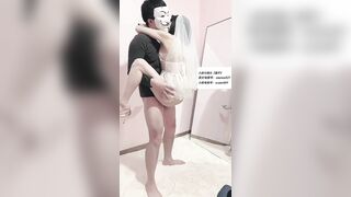 Địt con bạn thân trước ngày nó lấy chồng