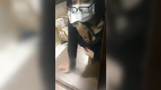 Cô giáo và học sinh, May mắn đi học thêm mà phát hiện cô thủ dâm nên được địt