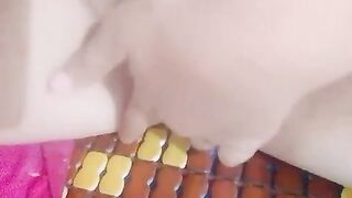 em gái love9 thủ dâm lông lồn non tơ