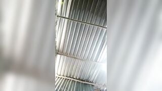 Em Gái Mới Lớn ở nhà một mình nứng lồn quá thủ dâm cho bớt ngứa lồn 2