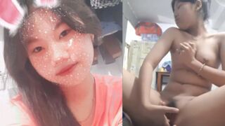 Clip sex Đỗ Quyên 2ka8 Thủ Dâm Bằng Bút Và Thước Kẻ