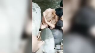 mượn người yên thằng bạn rồi ra suối cho cân 4(full trong mô tả)
