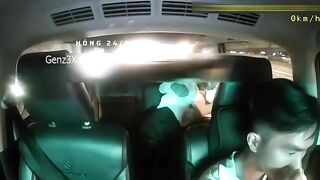 Clip Sex Cặp Đôi Ăn Kem Trên Xe Taxii