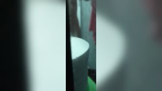 Quay lén gái tắm 36