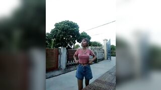 cô giáo mầm non show hàng