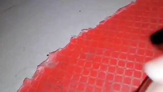 Thủ dâm trong thang máy nước bắn thì người lạ vào