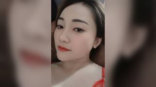 Đang chịch với người tình thì chồng gọi