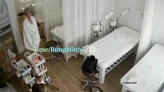 🌸 [Hack Cam] Mấy Con Điếm Sang Chảnh Đi Thẩm Mỹ Vú Lồn Và Tắm Trắng p7🌸